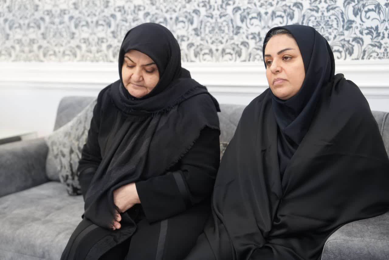 دیدار وزیر ورزش و جوانان و استاندار آذربایجانغربی با خانواده شهید حیدری + تصاویر