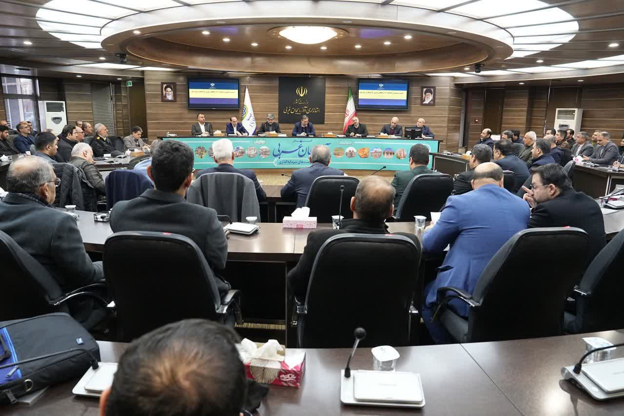 برگزاری نشست صمیمی استاندار آذربایجان‌غربی با اصناف و بازاریان استان + تصاویر