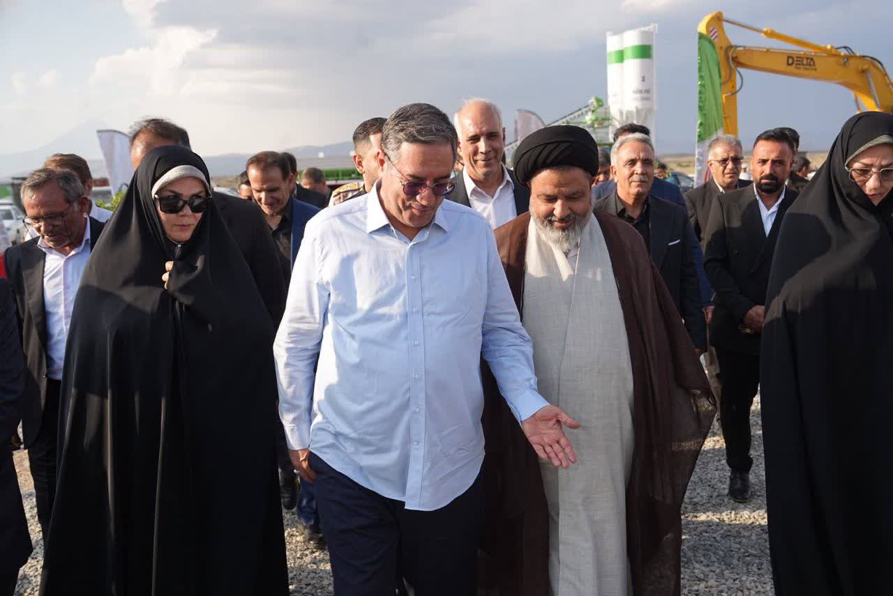 آغاز سفر استاندار آذربایجانغربی به شهرستان ماکو + تصاویر
