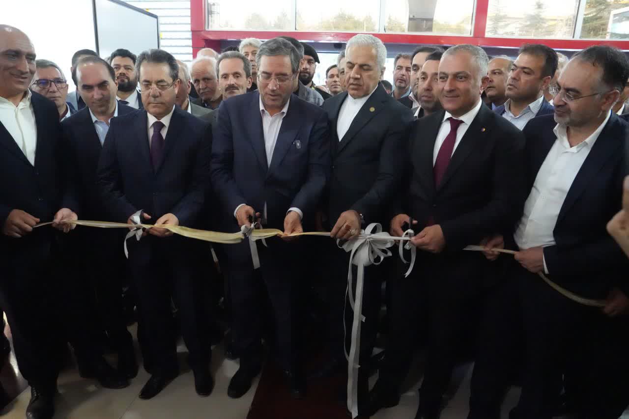 افتتاح اولین نمایشگاه تخصصی طلا و جواهر در ارومیه + تصاویر