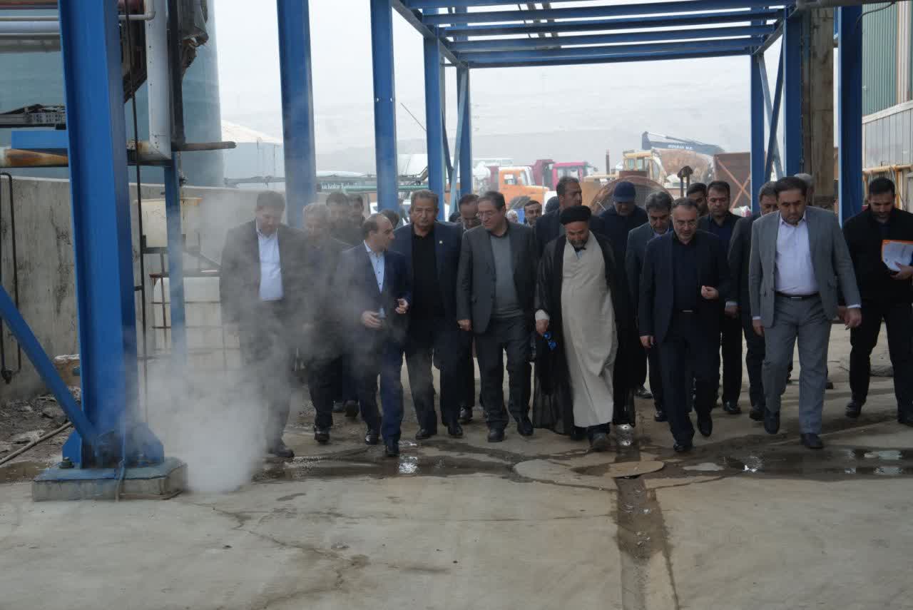 بازدید استاندار آذربایجانغربی از شرکت کیمیا کلر کبودان در ارومیه + تصاویر