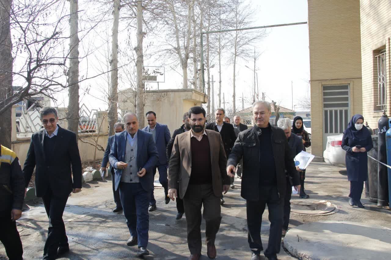 بازدید معاون هماهنگی امور اقتصادی استاندار آذربایجان غربی از سه شرکت تولیدی و صنعتی در ارومیه + تصاویر