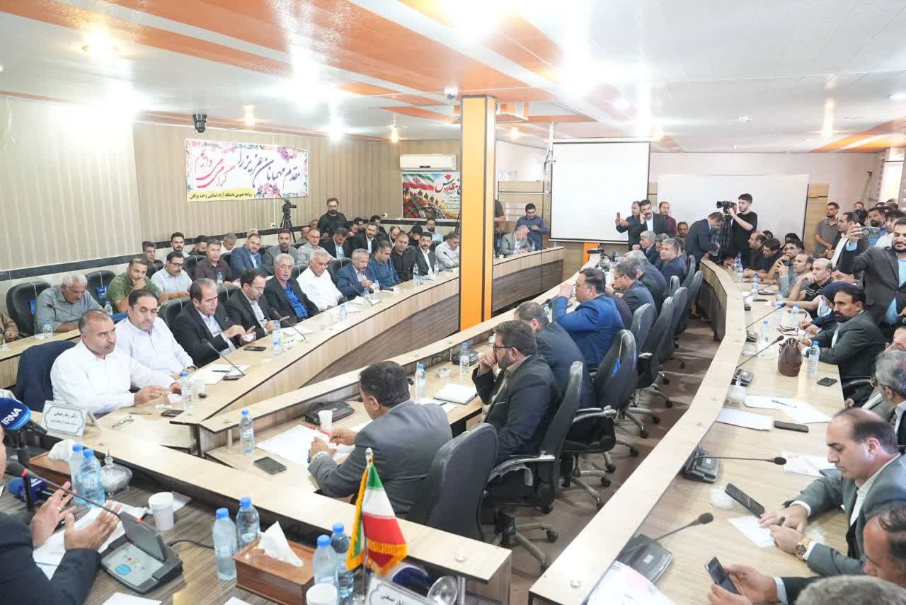 نشست معتمدین و سرمایه‌گذاران شهرستان بوکان برگزار شد + تصاویر