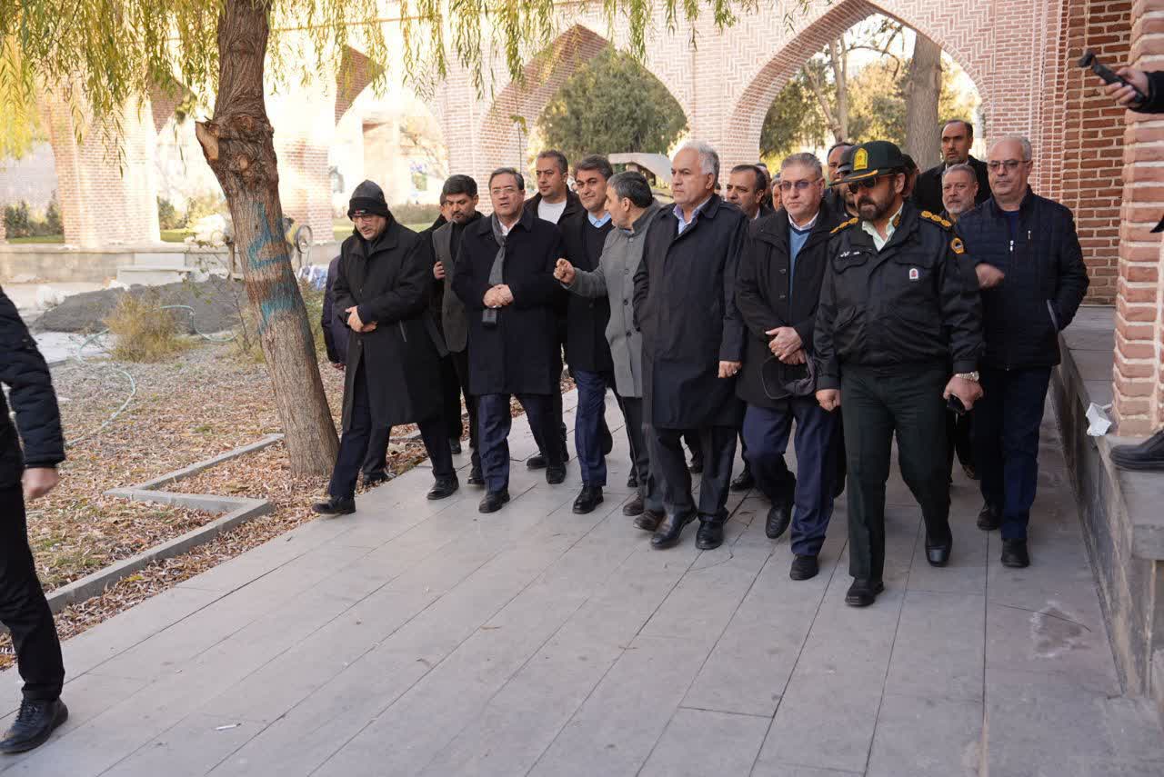 بازدید استاندار آذربایجان‌غربی از اماکن تاریخی شهر خوی + تصاویر