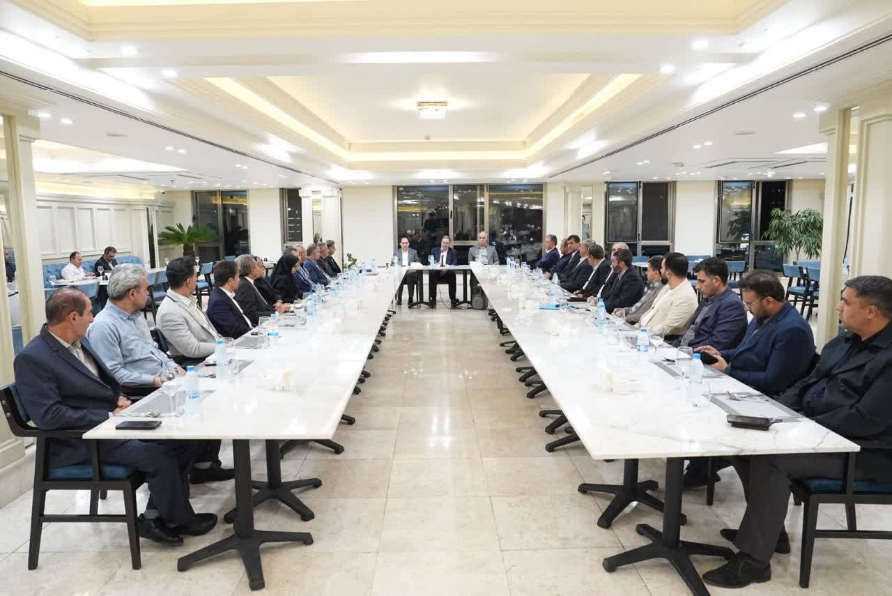 در مسیر توسعه صادرات و بهرهگیری از ظرفیتهای مرزی آذربایجانغربی