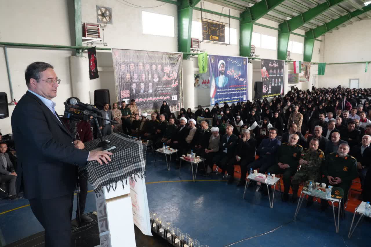 برگزاری اجلاسیه پایانی یادواره 167 شهید شهرستان باروق + تصاویر