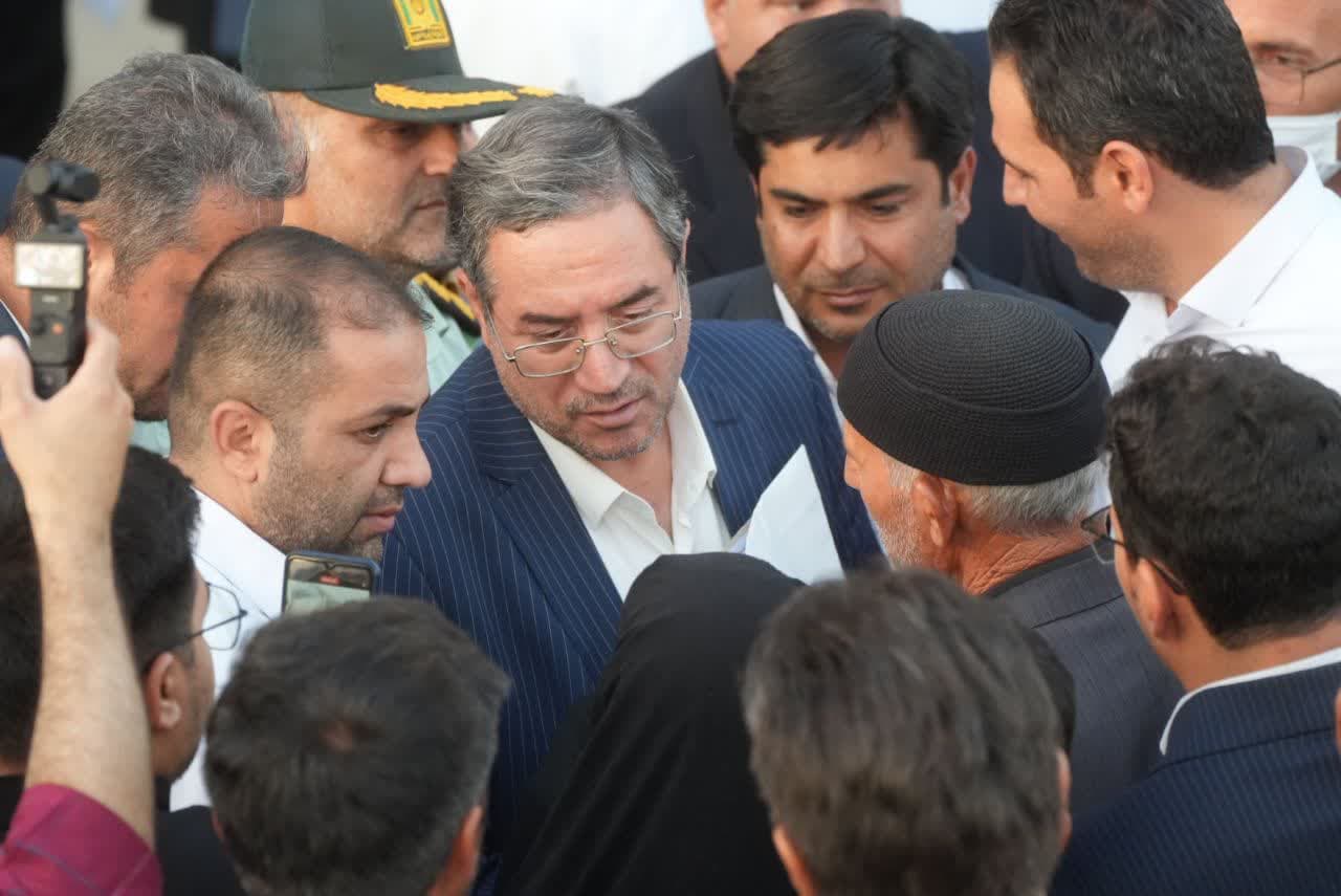 دیدار استاندار آذربایجانغربی با بازاریان و مردم شهرستان چهاربرج + تصاویر