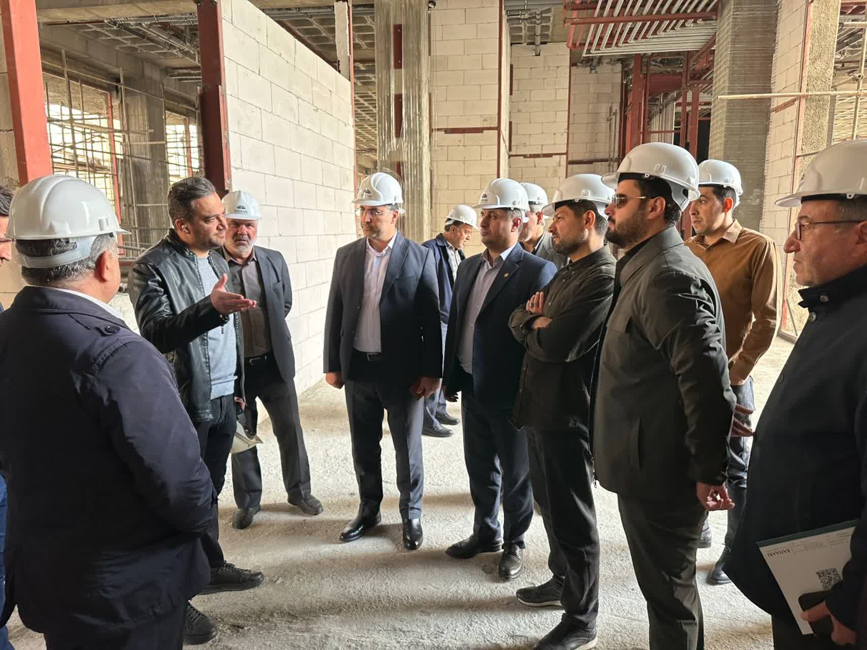 بازدید مسئولان استانی و شهری آذربایجانغربی از پروژههای سرمایهگذاری شهر تهران + تصاویر