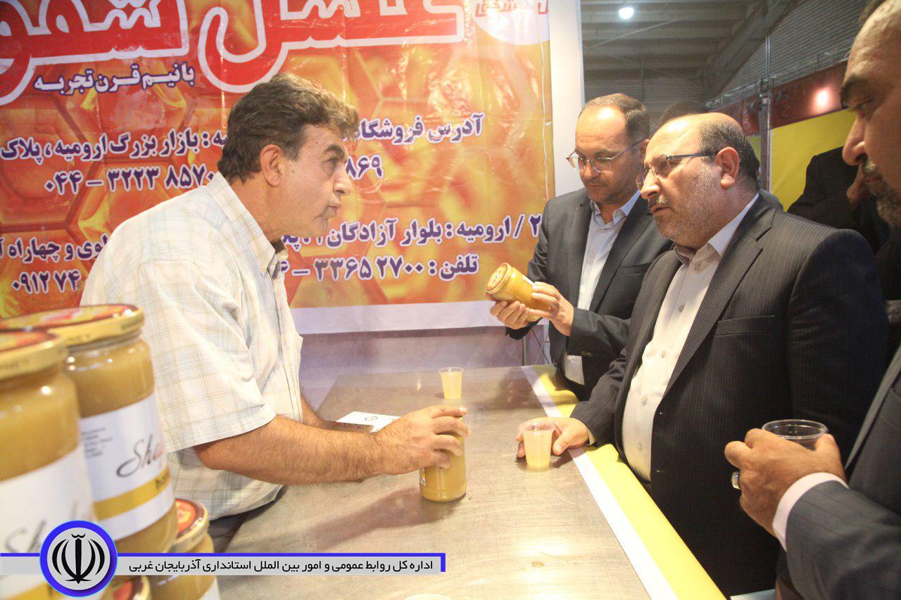 افتتاح نخستین جشنواره و نمایشگاه بینالمللی و تخصصی عسل ارومیه با حضور مصطفوی معاون سیاسی امنیتی واجتماعی استاندار آذربایجان غربی