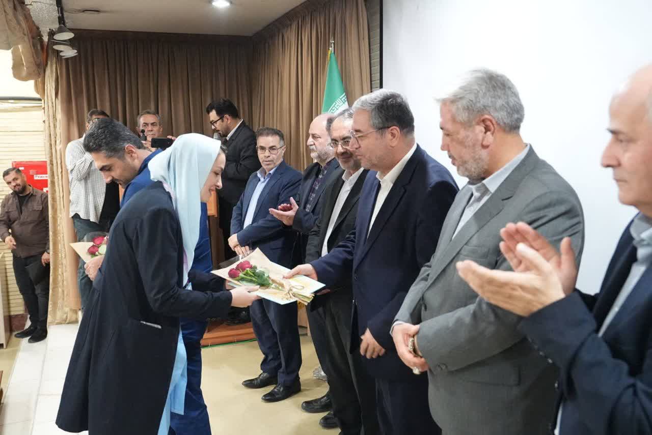 تجلیل از پرستاران به مناسبت میلاد حضرت زینب(س) در ارومیه + تصاویر