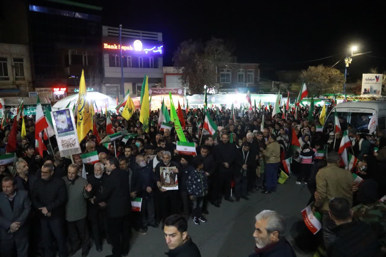 تداوم تجمعات شبانه مردم ارومیه + تصاویر