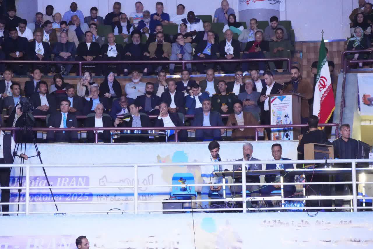 برگزاری مراسم افتتاحیه مسابقات ورزشهای زورخانهای و کشتی پهلوانی قهرمانی آسیا در ارومیه + تصاویر