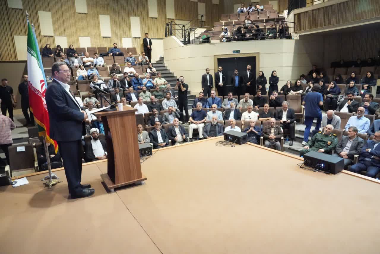 آلبوم تصویری / برگزاری آیین تجلیل از قهرمانان جهانی و آسیایی آذربایجانغربی