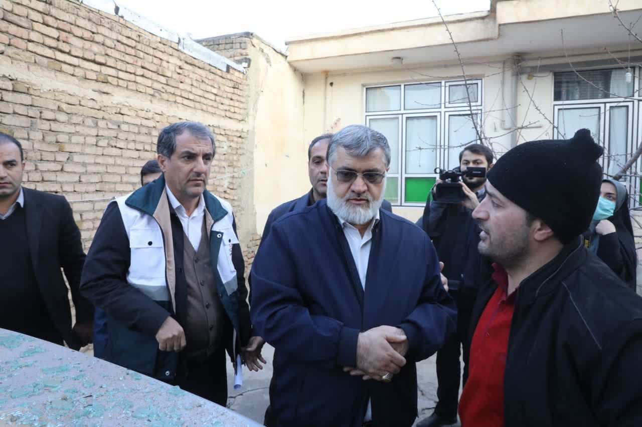 آلبوم تصویری / بازدید استاندار آذربایجانغربی و رئیس سازمان مدیریت بحران کشور از مناطق زلزله زده شهرستان خوی