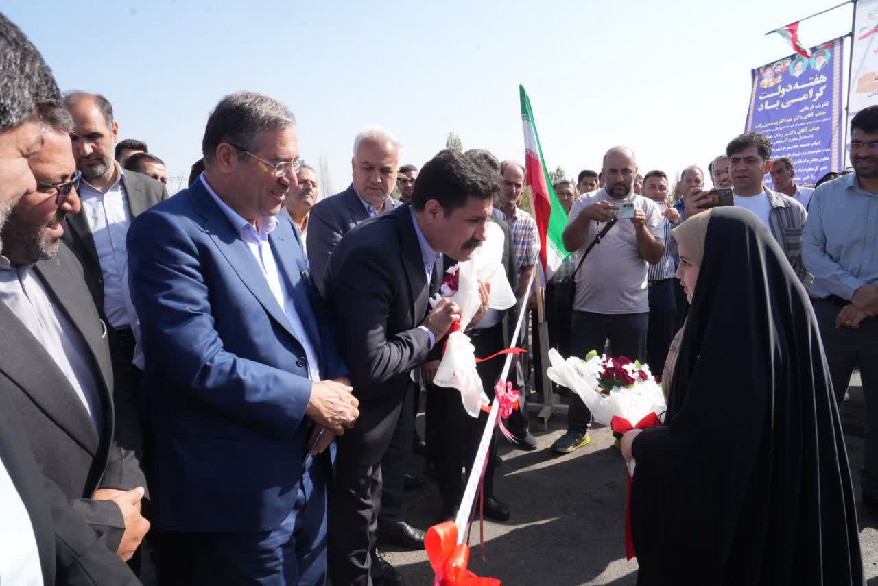 آلبوم تصویری / افتتاح 123 پروژه طرح هادی و آسفالت معابر روستایی در آذربایجانغربی