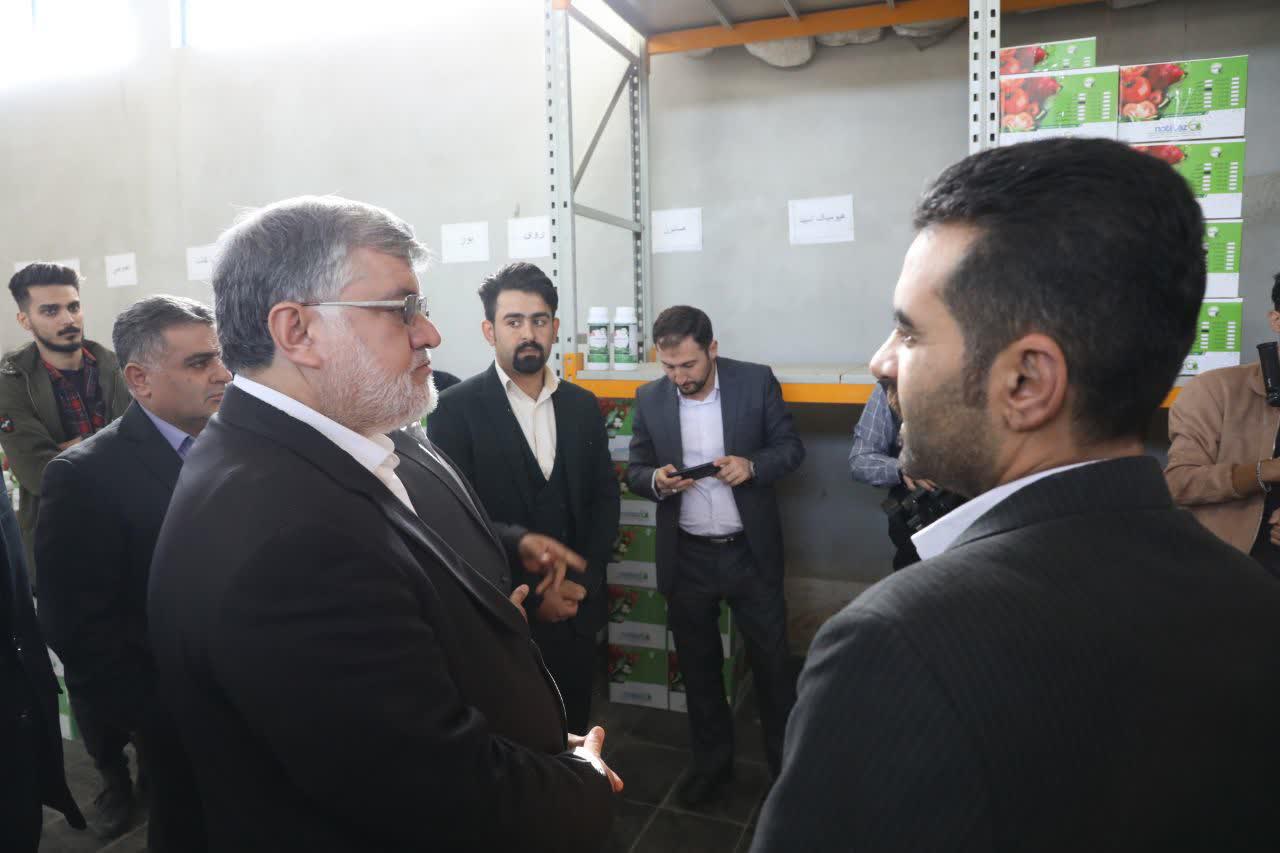 آلبوم تصویری / بازدید استاندار آذربایجان غربی از دو واحد تولیدی و صنعتی در ارومیه
