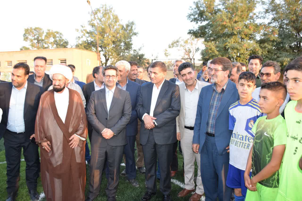 افتتاح زمین چمن مصنوعی دبیرستان شبانهروزی شهید مفتح للکلو در میاندوآب + تصاویر