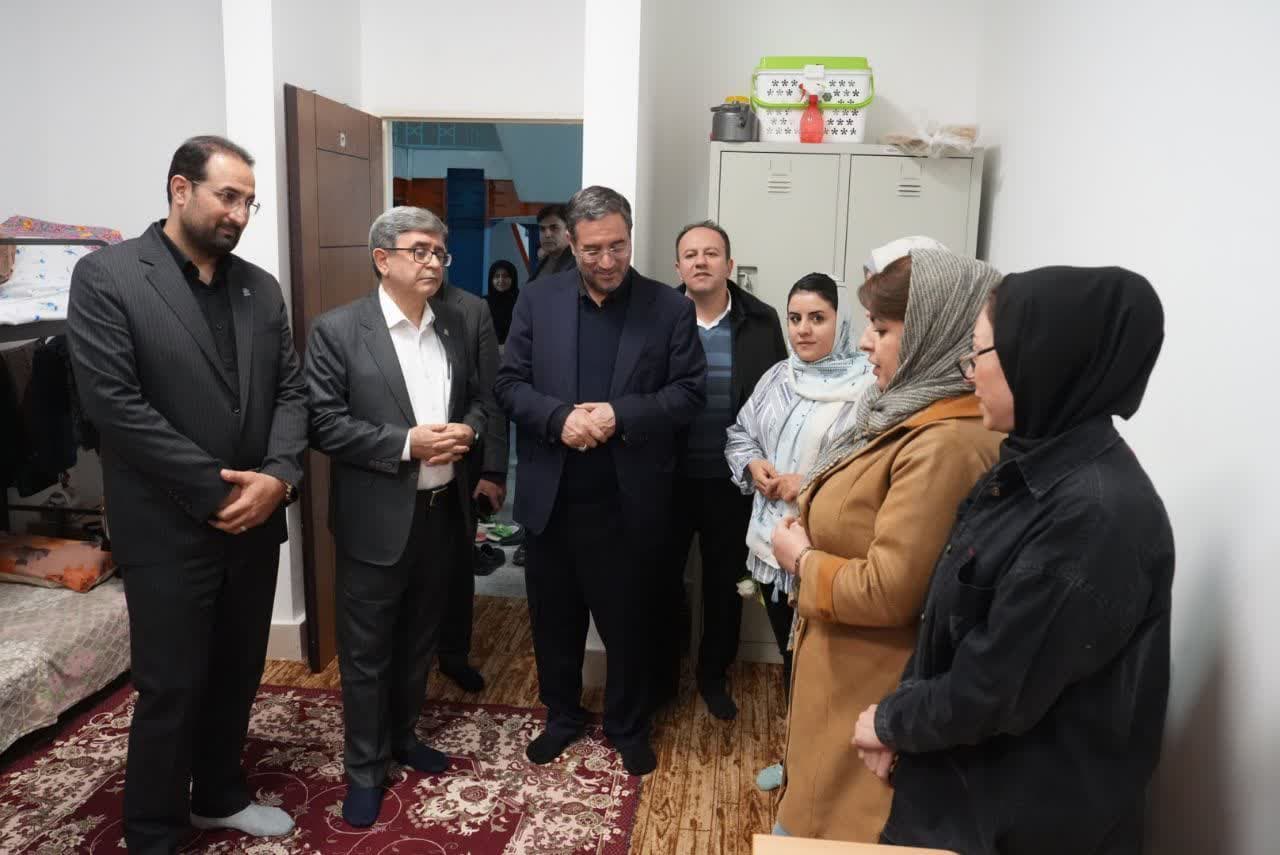 آلبوم تصویری / حضور استاندار آذربایجان غربی در خوابگاه های دانشجویی دانشگاه ارومیه
