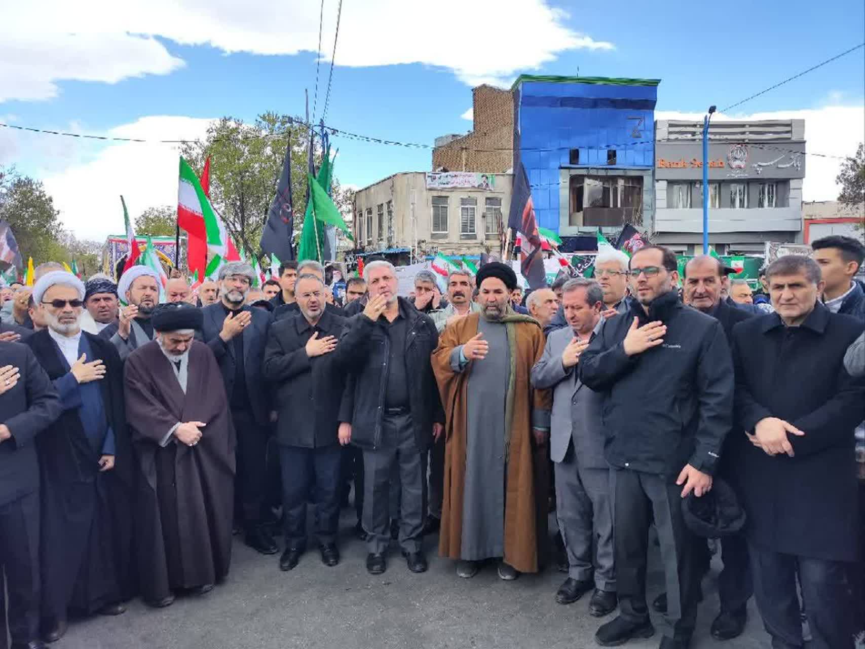 آلبوم تصویری / خروش یکپارچه مردم و مسئولان آذربایجان‌غربی در اربعین شهادت قائد امت اسلامی