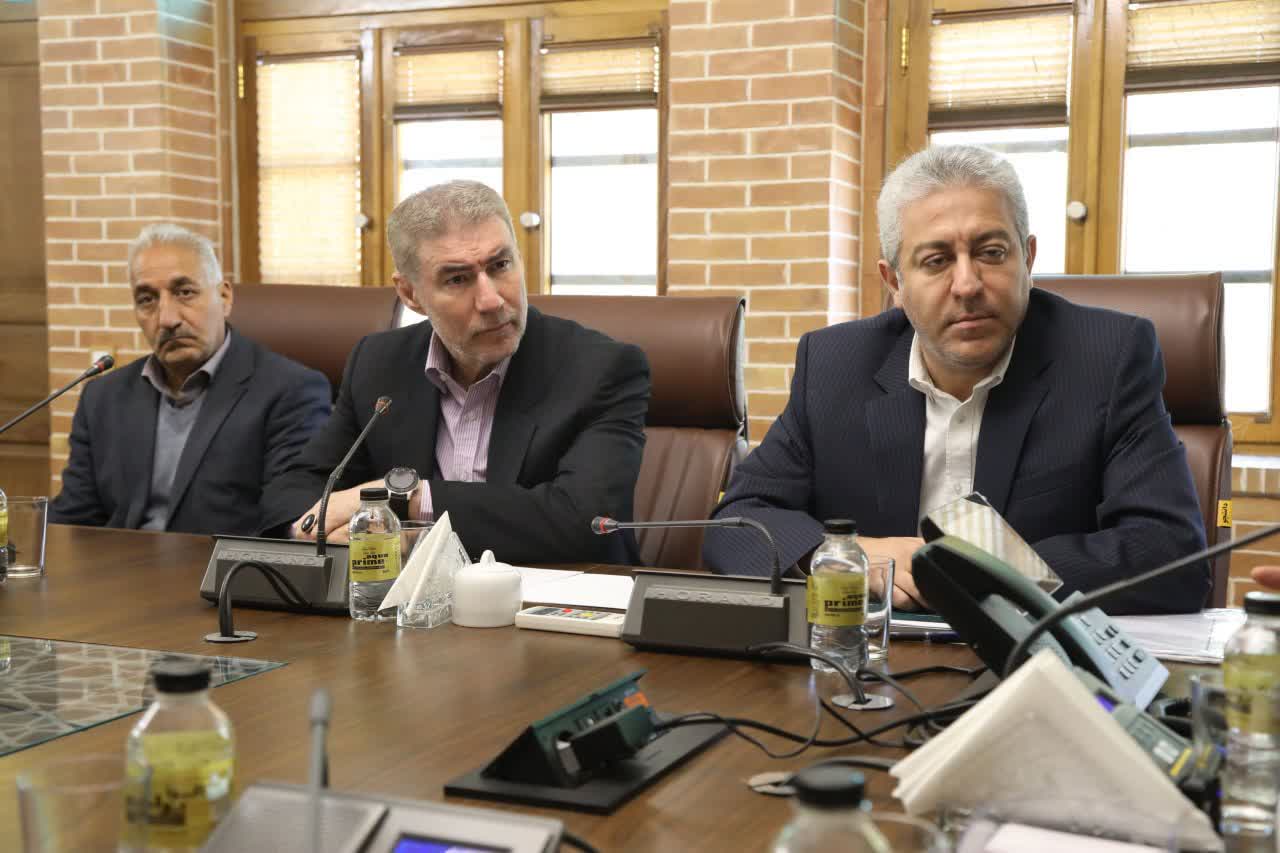 تعلل در تکمیل راه‌های شریانی مرزی آذربایجان‌غربی پذیرفتنی نیست