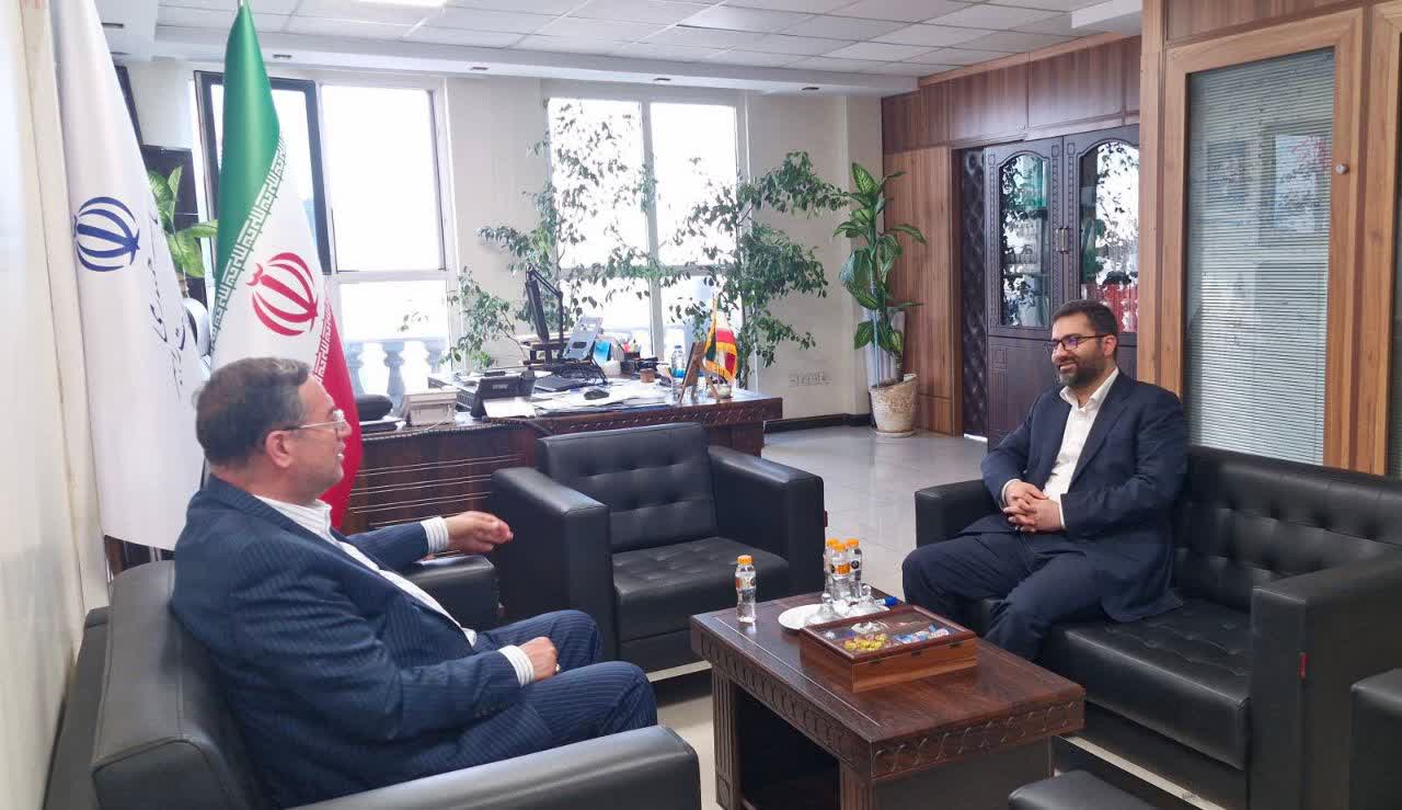 دیدار استاندار آذربایجانغربی با معاون رئیسجمهور