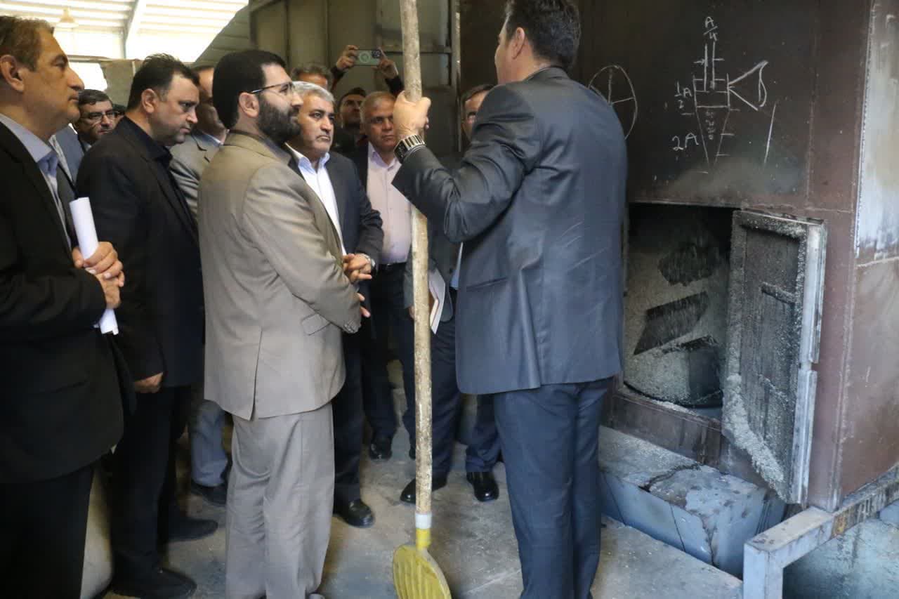 بازدید معاون هماهنگی امور اقتصادی استاندار آذربایجان غربی از دو شرکت تولیدی و صنعتی در ارومیه + تصاویر