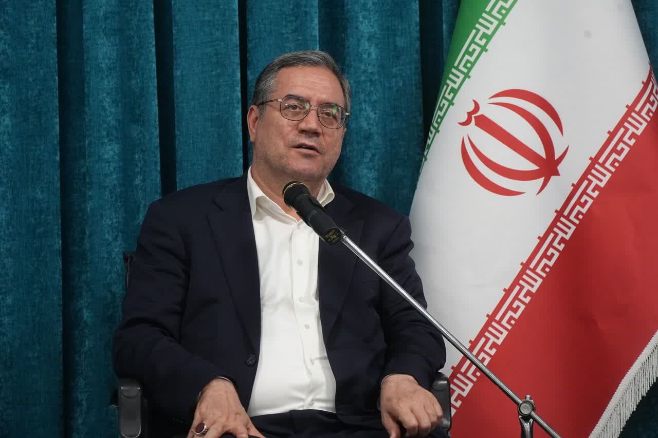 دیدار مدیران استانداری آذربایجان‌غربی با نماینده ولی‌فقیه در استان به مناسبت هفته دولت + تصاویر