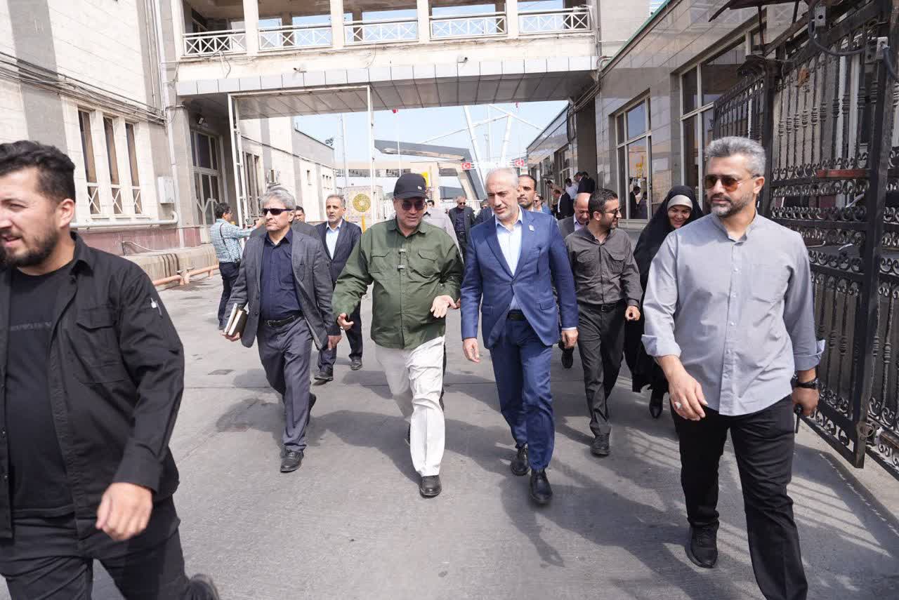 تأکید معاون رئیسجمهور و استاندار آذربایجانغربی بر تأمین اعتبارات توسعه گمرک و پایانه مرزی بازرگان + تصاویر