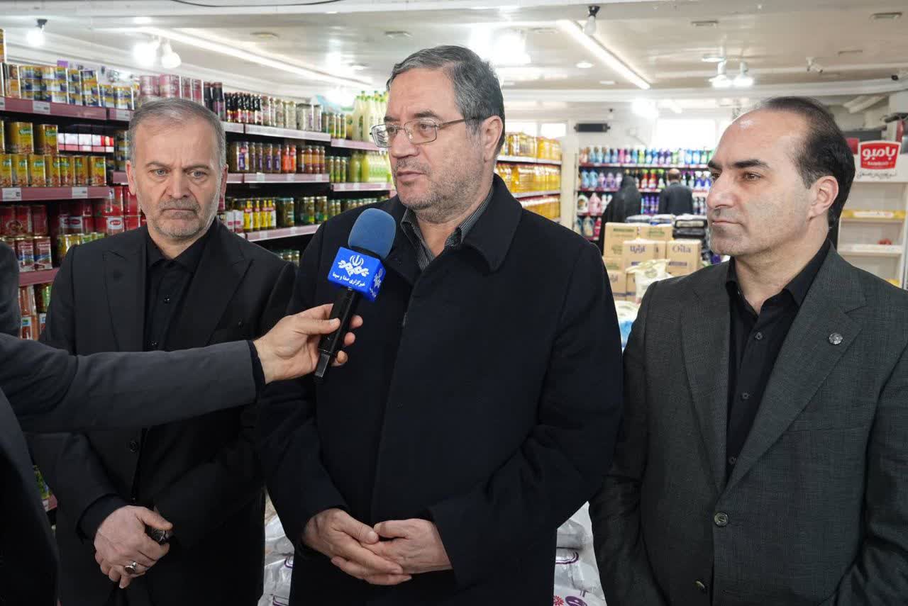 بازدید استاندار آذربایجان‌غربی از بازار شهرستان نقده + تصاویر