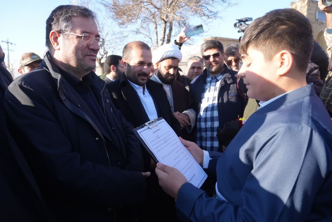استاندار آذربایجانغربی وارد شهرستان پیرانشهر شد + تصاویر