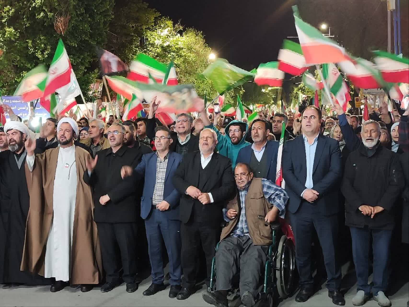 استمرار حضور دشمن ستیز مردم ارومیه در سنگر خیابان و پاسداری از ارزشهای نظام و انقلاب + تصاویر