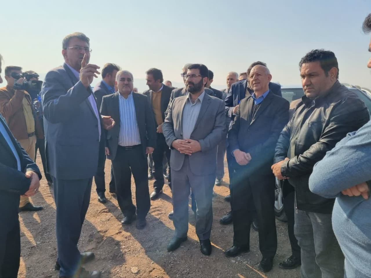 بازدید معاون هماهنگی امور اقتصادی استاندار آذربایجان غربی از چند واحد تولیدی و صنعتی در پلدشت