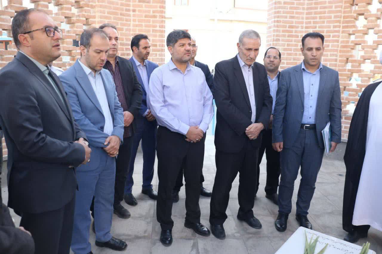 بازدید معاون هماهنگی امور عمرانی استاندار آذربایجانغربی از سالن 6000 نفری غدیر ارومیه + تصاویر