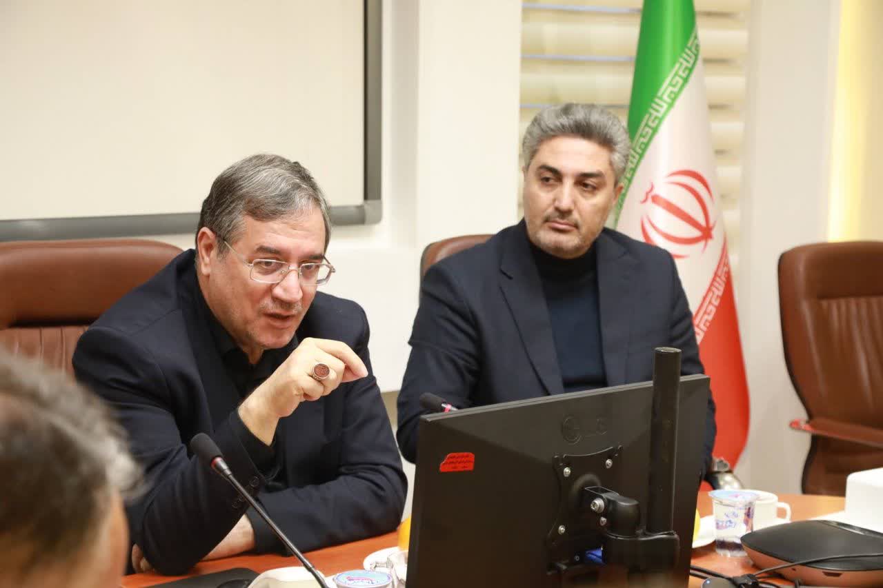 برگزاری نشست مشترک استاندار آذربایجان‌غربی با اعضای مجمع نمایندگان استان + تصاویر