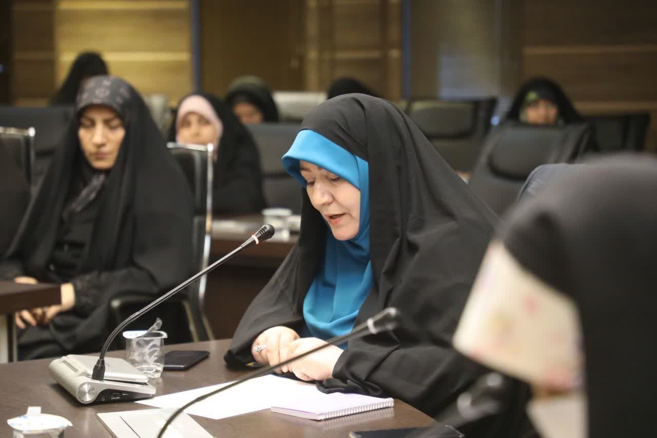 آلبوم تصویری / نشست استاندار آذربایجانغربی با جمعی از فعالان حوزه زنان و خانواده استان