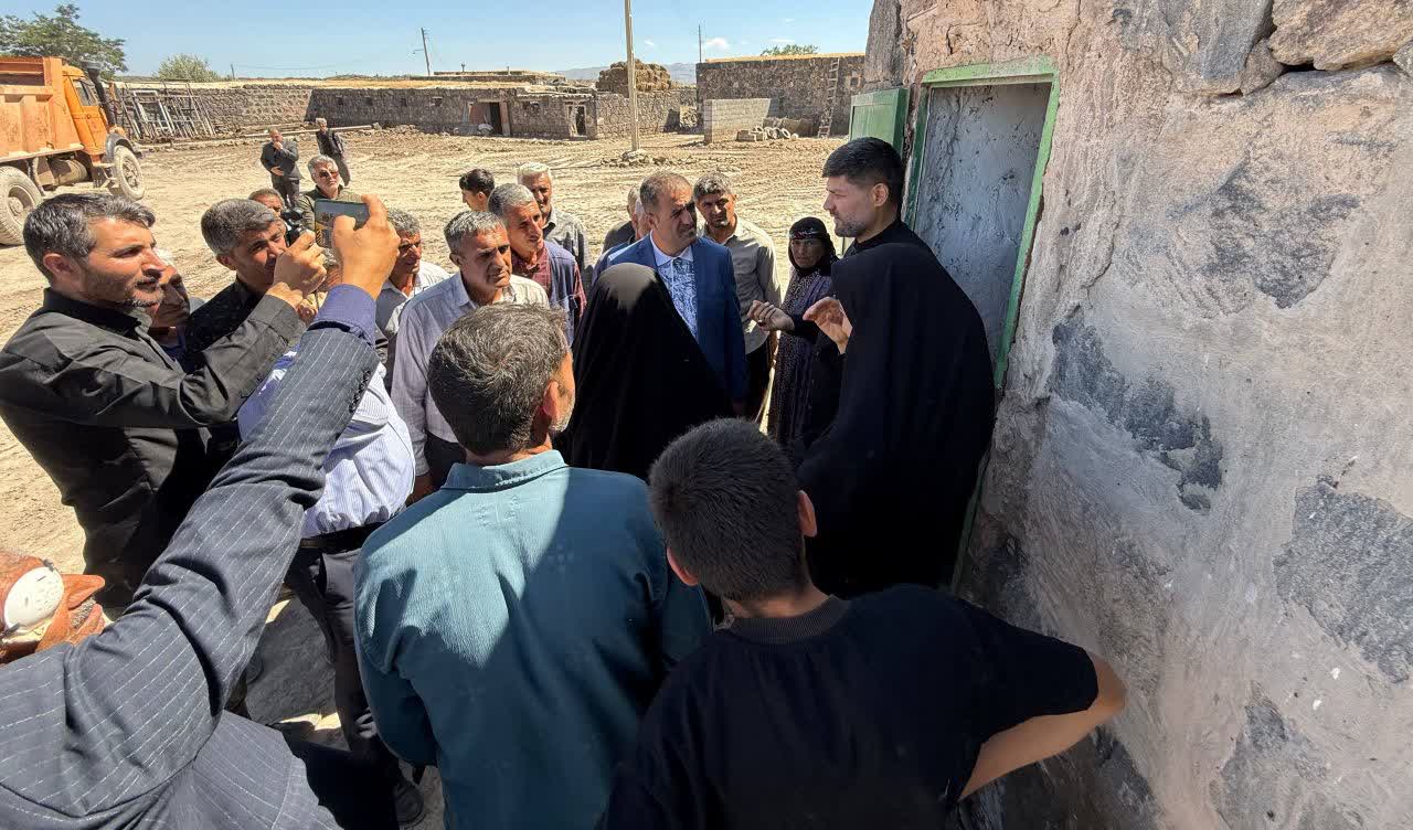 بازدید میدانی معاون استاندار آذربایجانغربی از مناطق سیلزده بورالان ماکو + تصاویر