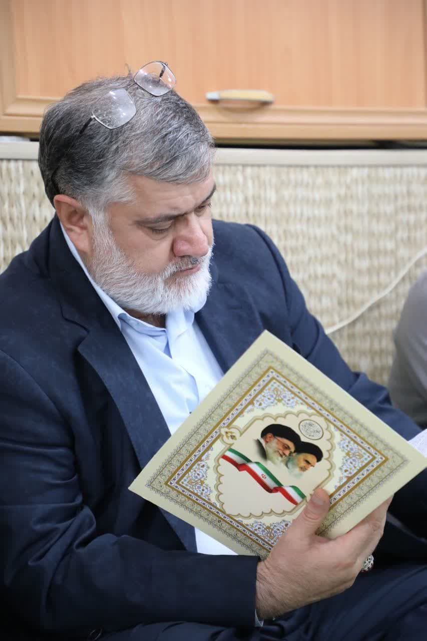 آلبوم تصویری / حضور استاندار آذربایجانغربی در جمع مردم روستای مرزی آلواتان شهرستان میرآباد