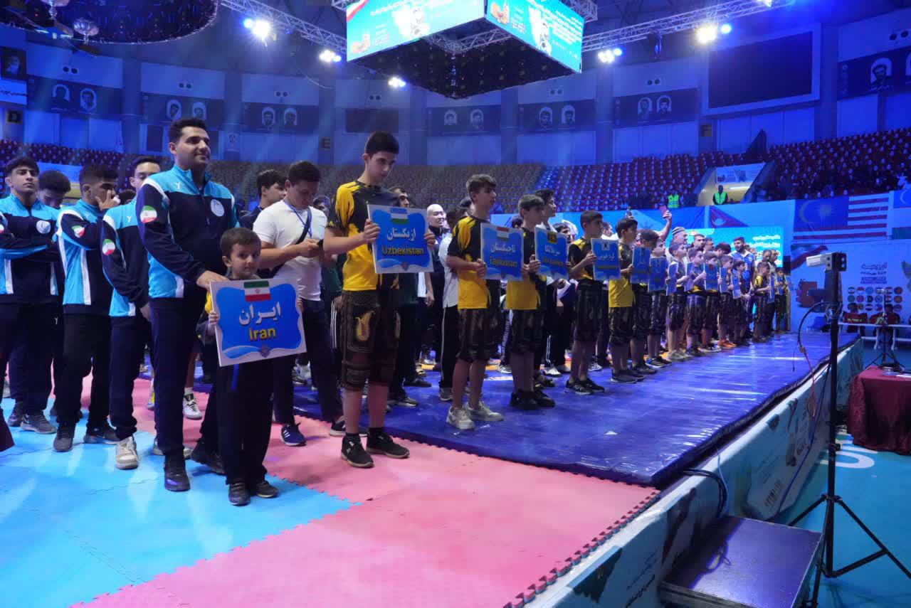 برگزاری مراسم افتتاحیه مسابقات ورزشهای زورخانهای و کشتی پهلوانی قهرمانی آسیا در ارومیه + تصاویر