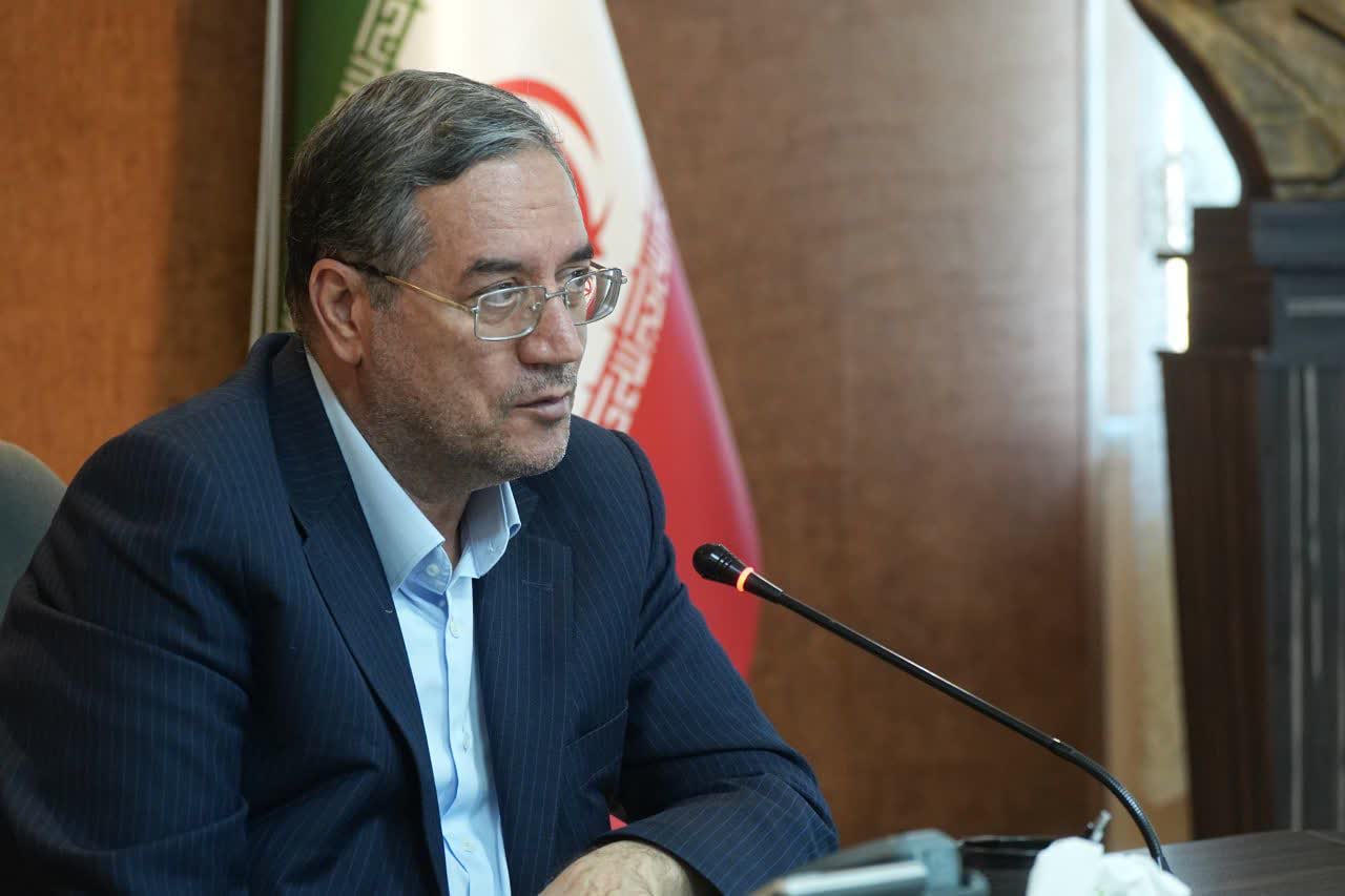 دیدار جمعی از مستندسازان حوزه هنری استان با استاندار آذربایجانغربی + تصاویر