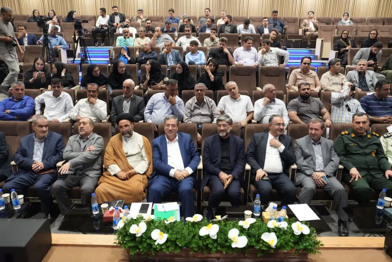 آلبوم تصویری / برگزاری آیین بزرگداشت روز خبرنگار در ارومیه