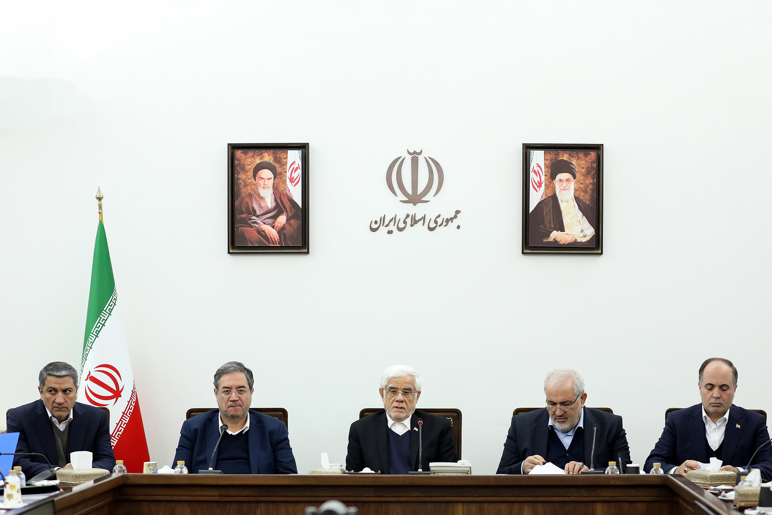 برگزاری جلسه کارگروه ملی نجات دریاچه ارومیه + تصاویر