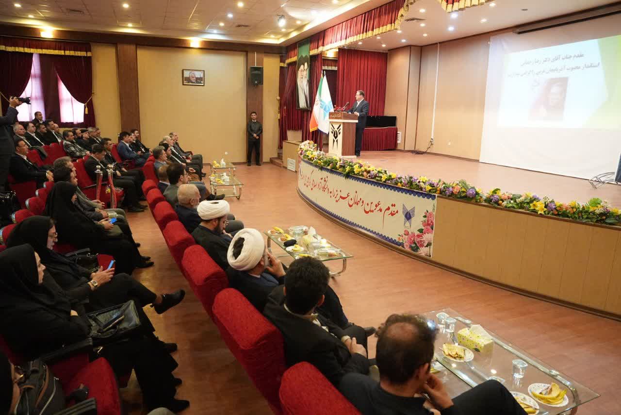 آلبوم تصویری / برگزاری آیین بزرگداشت روز معلم و استاد در ارومیه