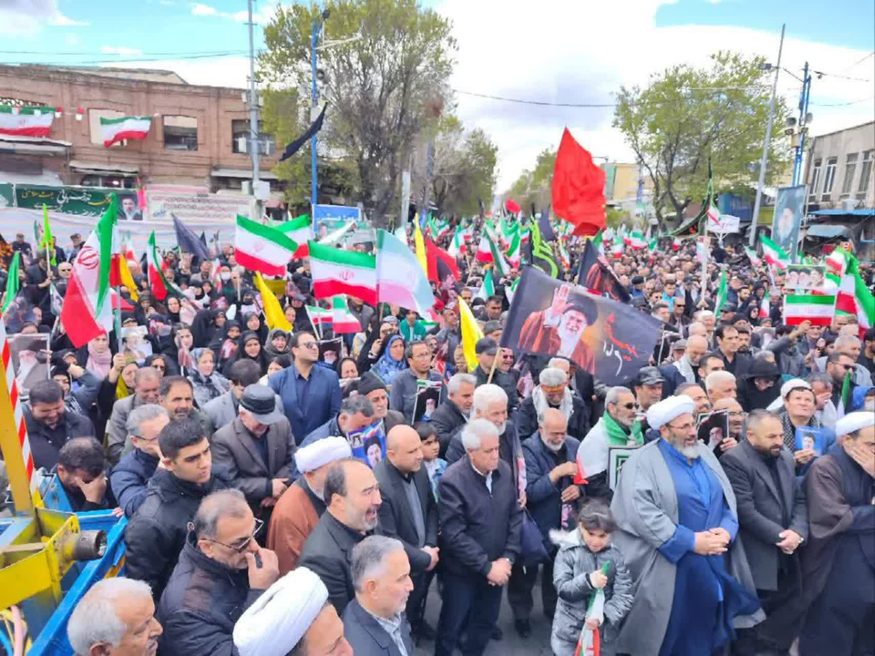 آلبوم تصویری / خروش یکپارچه مردم و مسئولان آذربایجان‌غربی در اربعین شهادت قائد امت اسلامی