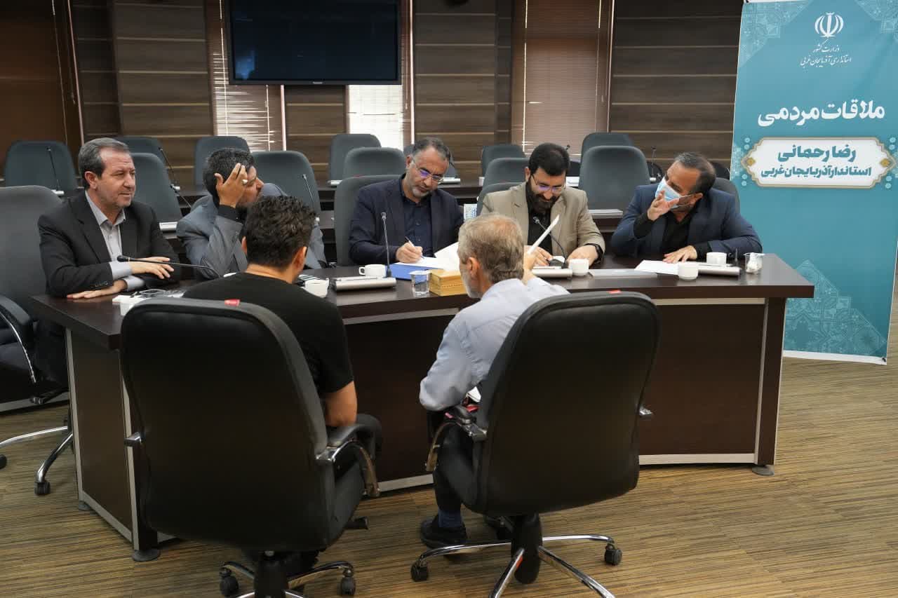 برگزاری ملاقات مردمی مدیران استانداری آذربایجانغربی + تصاویر