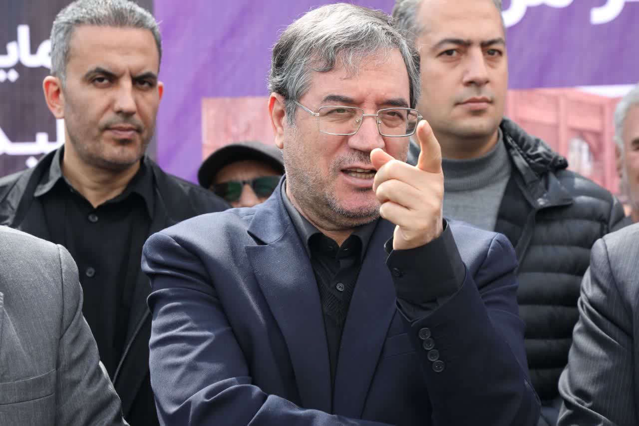 برگزاری آیین کلنگ‌زنی پروژه تجاری و خدماتی میدان امام (ره) در ارومیه + تصاویر