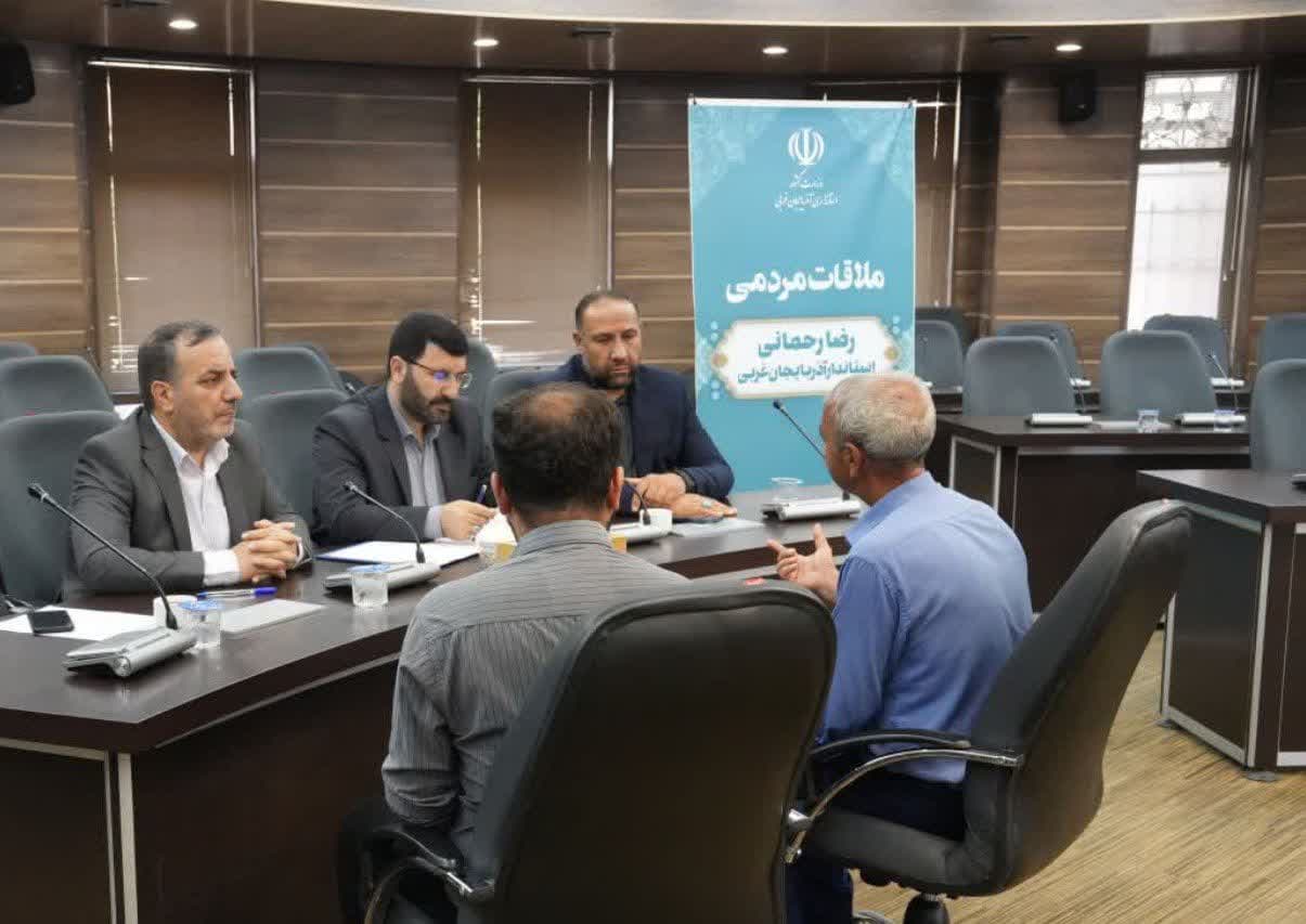 برگزاری ملاقات مردمی مدیران استانداری آذربایجانغربی + تصاویر