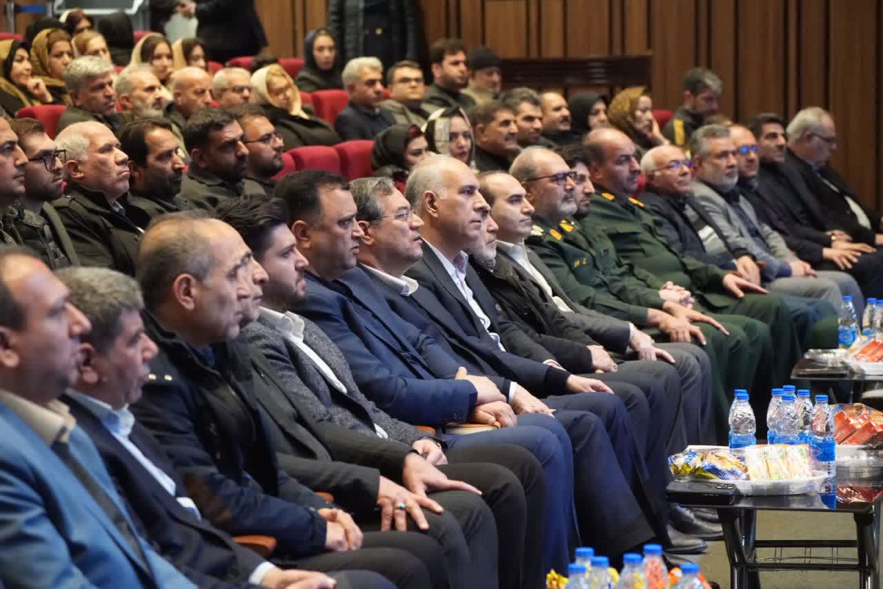 برگزاری آیین تجلیل از تعاون‌گران برتر آذربایجان‌غربی + تصاویر