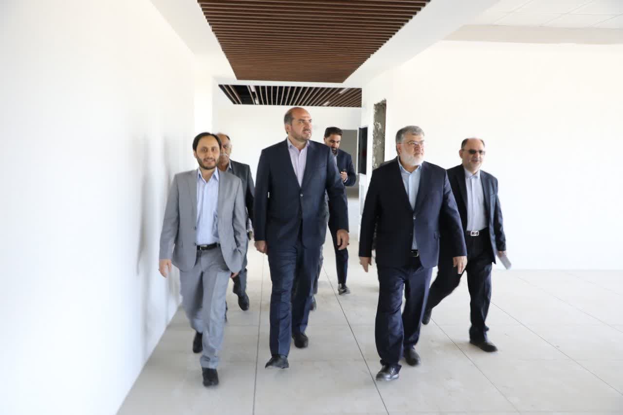 آلبوم تصویری / بازدید معاون اجرایی رئیس جمهور و سخنگوی دولت از پروژه بیمارستان شهید بهشتی ارومیه
