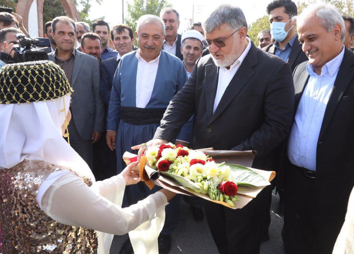 سفر استاندار آذربایجان غربی به شهرستان مهاباد + تصاویر