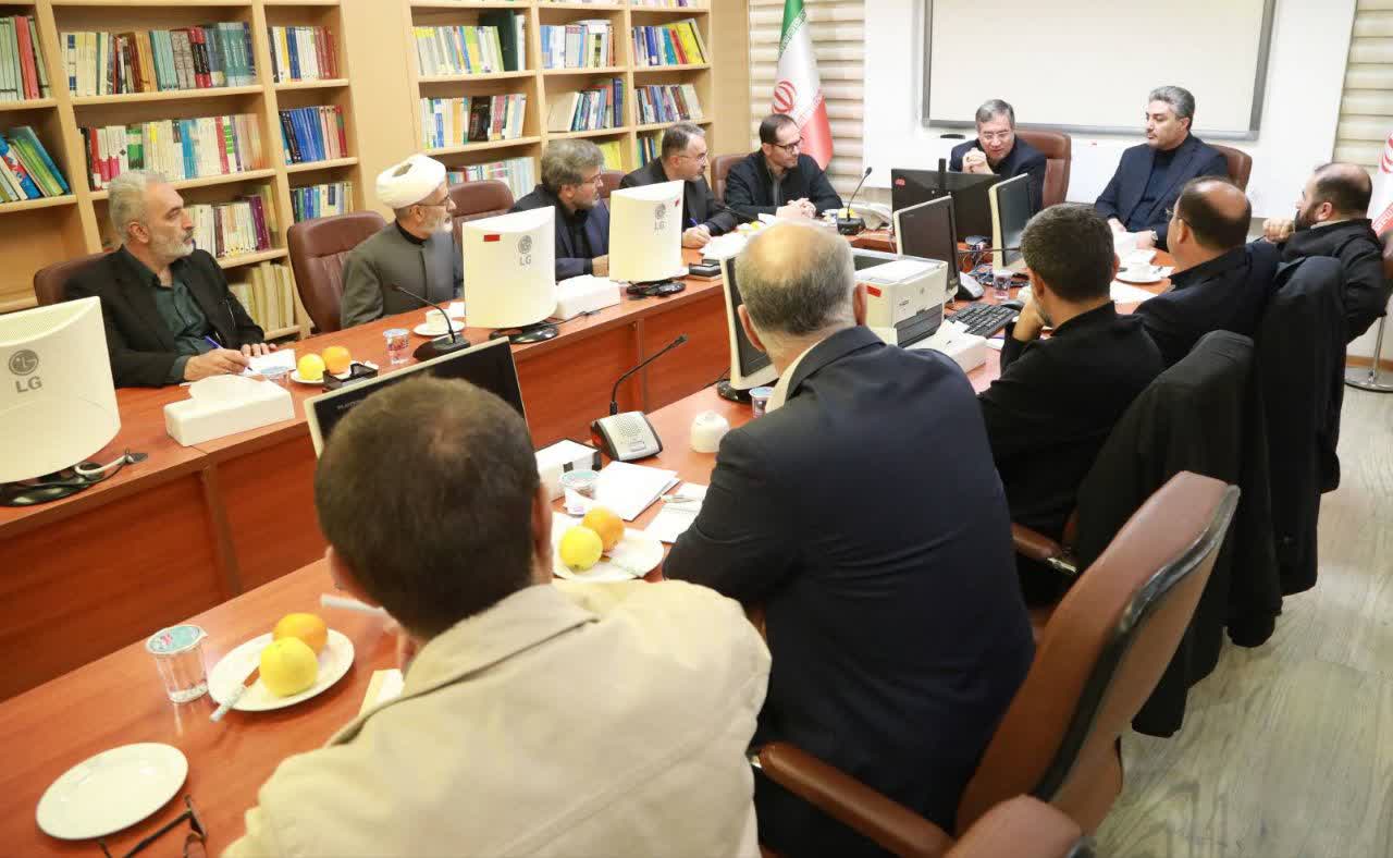 برگزاری نشست مشترک استاندار آذربایجان‌غربی با اعضای مجمع نمایندگان استان + تصاویر